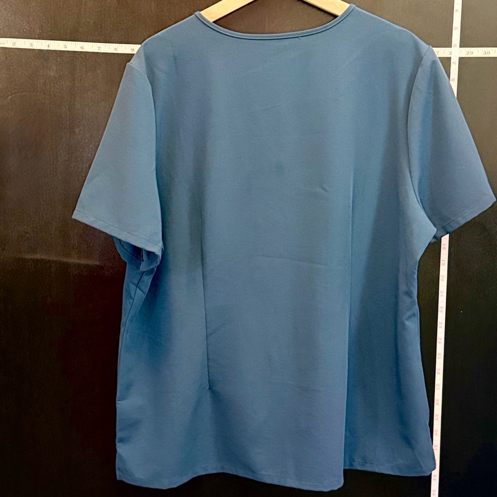 Figs Catarina Scrub Top in Dark Harbor - Picture 6 of 6